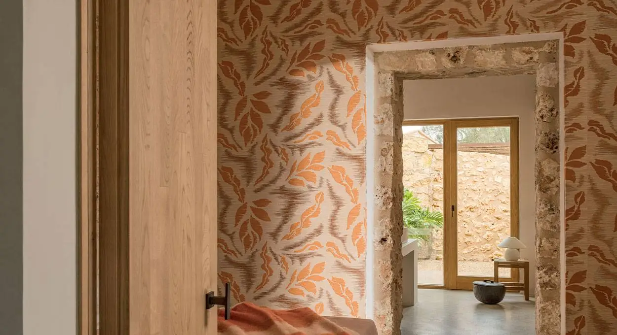 Luxurious Living Wallpaper Design